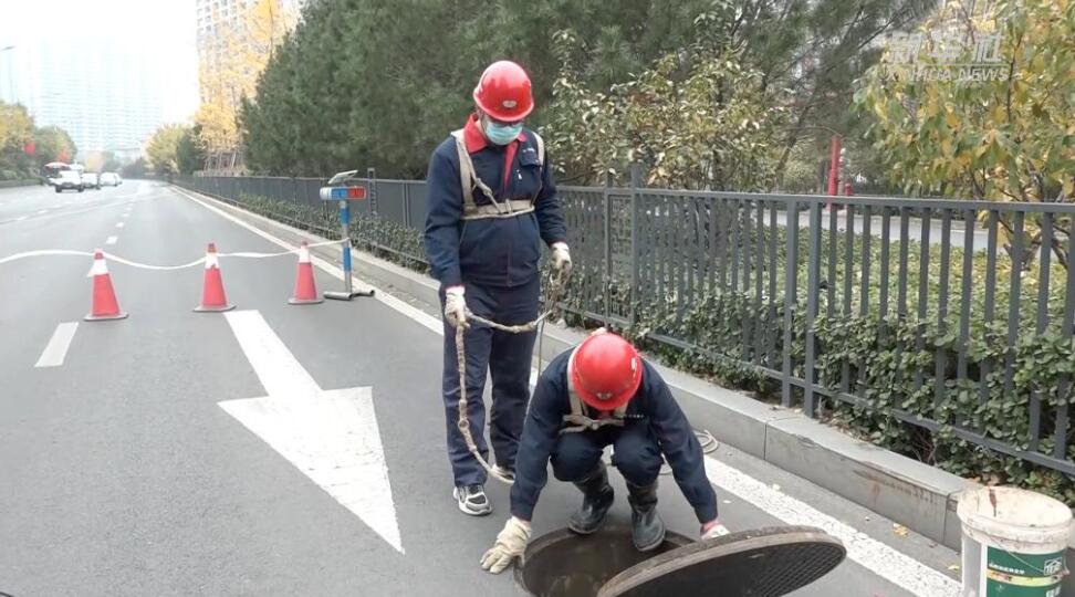 山西太原：地下巡检不松懈 守护供暖安全线